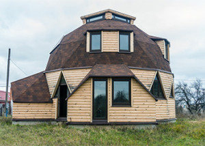 дом с купольной крышей